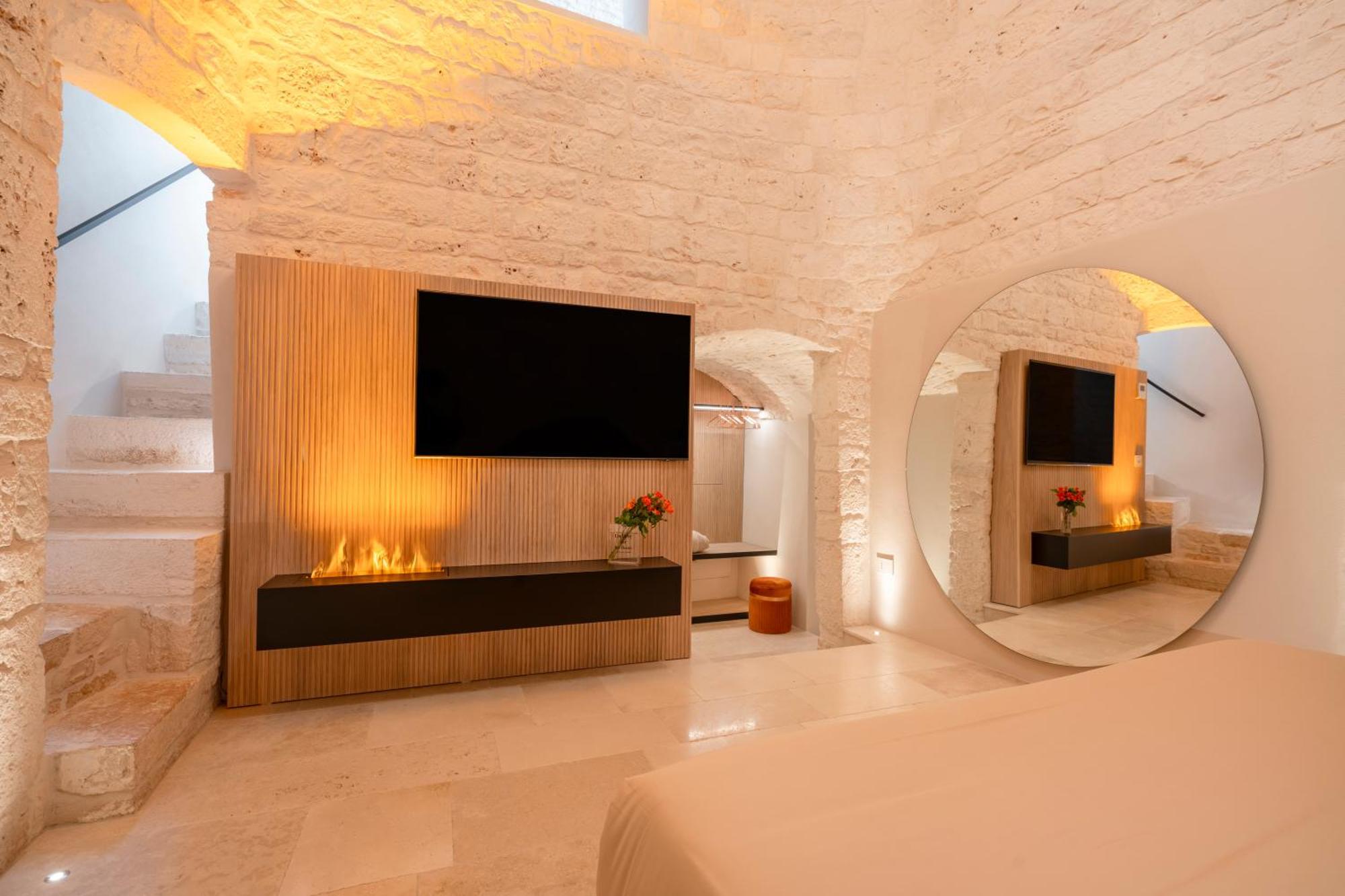شقة Naiira Luxury Trullo - Jacuzzi And Patio ألبيروبيللو المظهر الخارجي الصورة