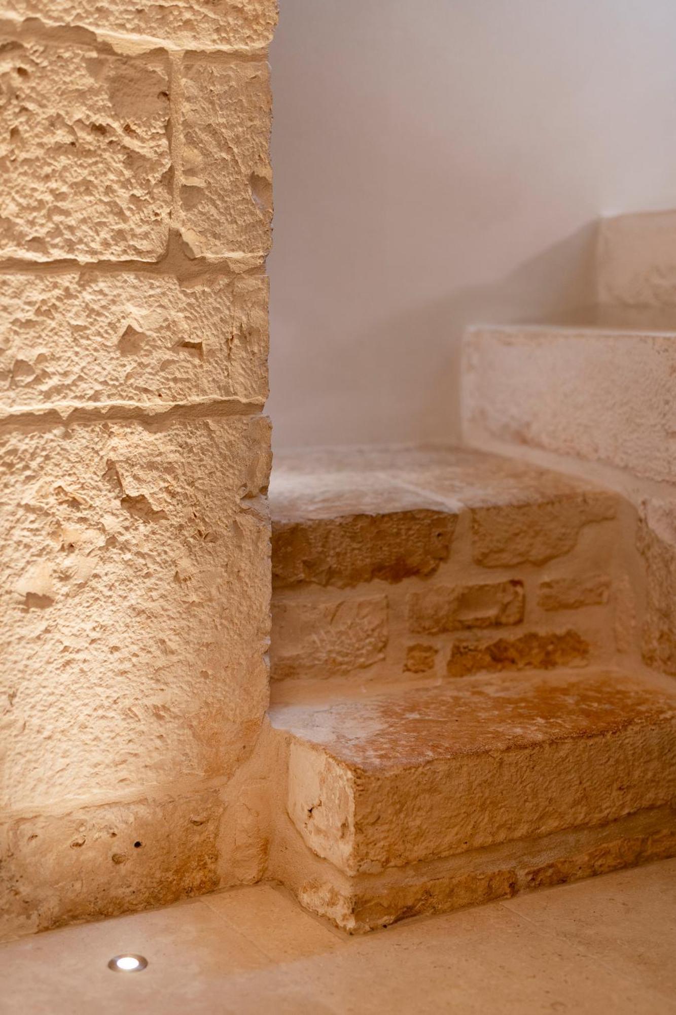 شقة Naiira Luxury Trullo - Jacuzzi And Patio ألبيروبيللو المظهر الخارجي الصورة