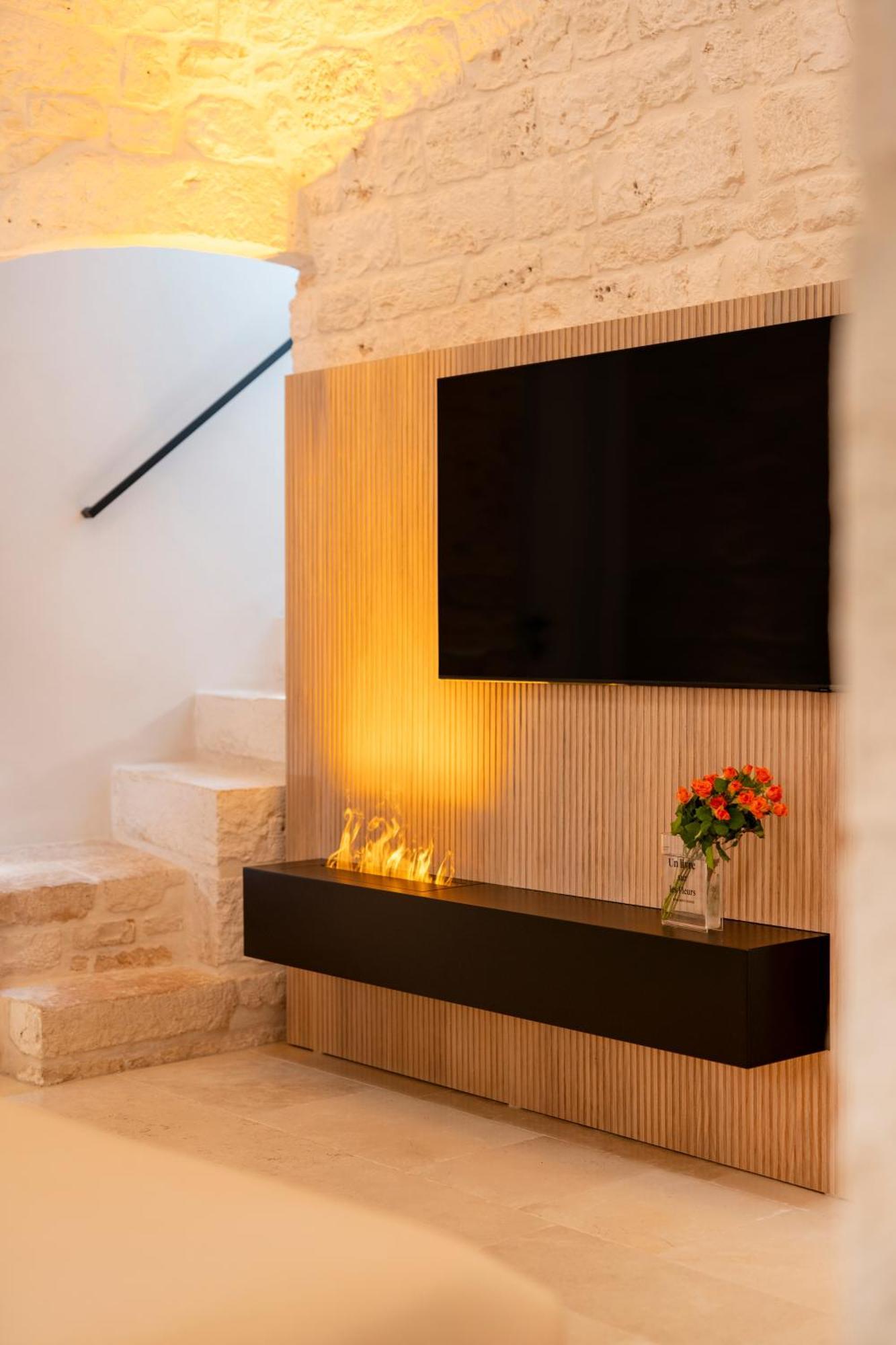 شقة Naiira Luxury Trullo - Jacuzzi And Patio ألبيروبيللو المظهر الخارجي الصورة